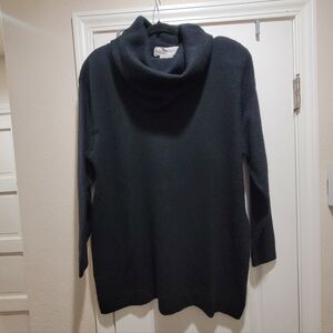 Outlander+ Luxury Angora Blend Cowl Neck Sweater  W/ Shoulder Pads – Size 2+ EUC